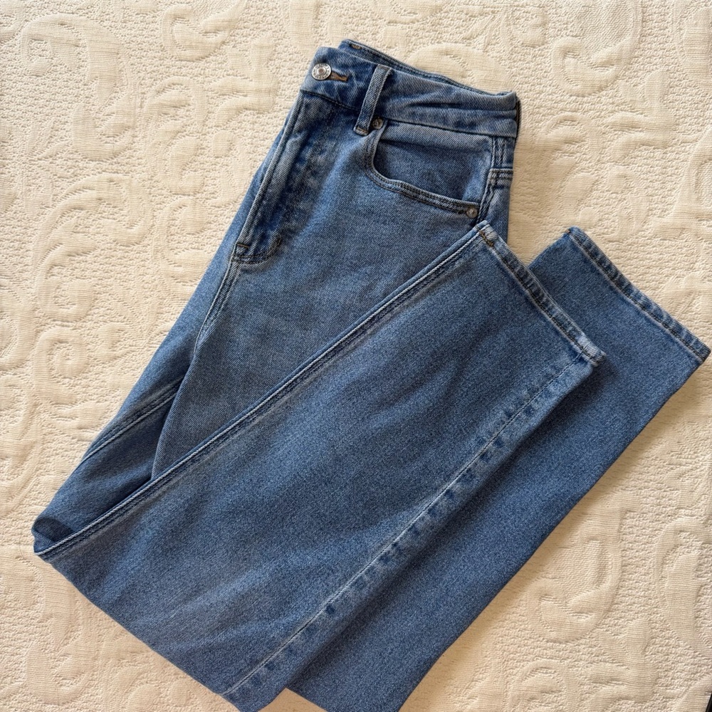 American Eagle curvy mom jeans - Picture 6 of 6